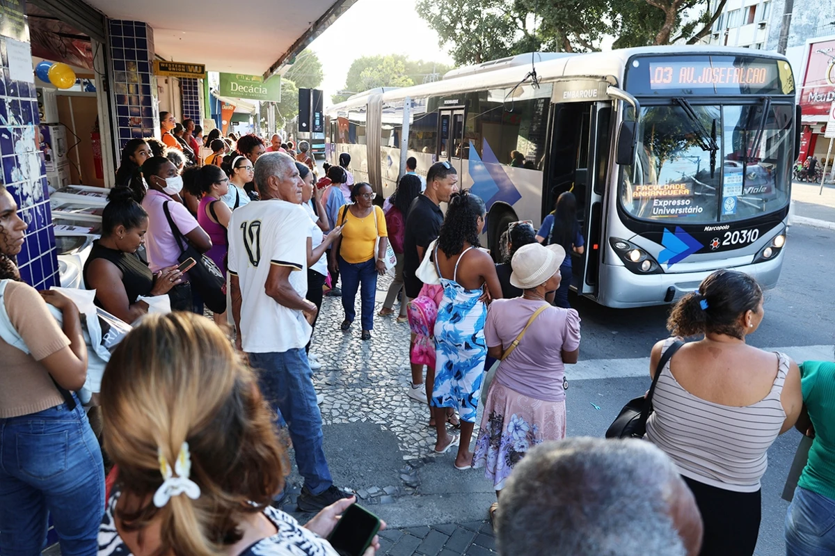 Feira anuncia ampliação de linhas de ônibus