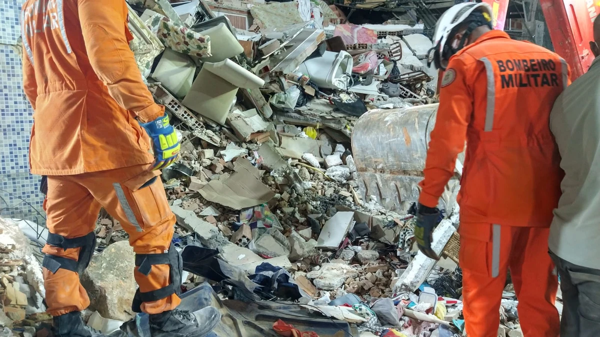 Bombeiros realizam resgate
