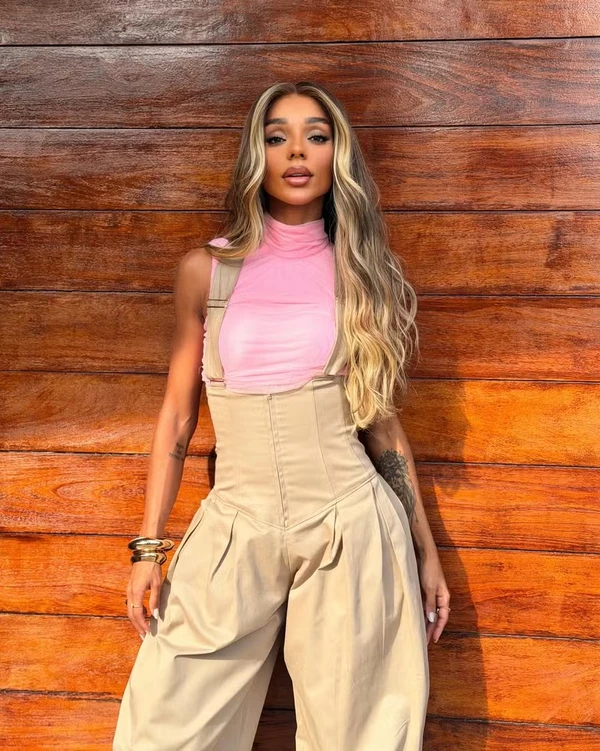 Brunna Gonçalves mostra o look para comemorar 1º aniversário da filha por Reprodução/Instagram