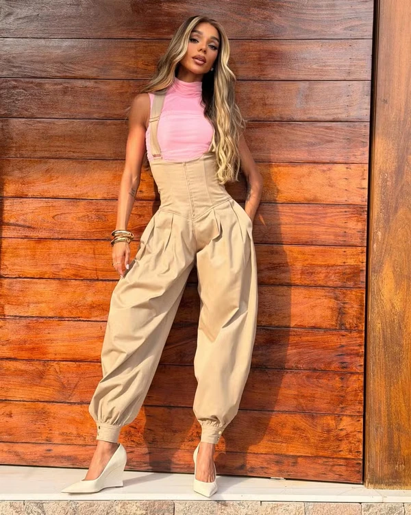 Brunna Gonçalves mostra o look para comemorar 1º aniversário da filha por Reprodução/Instagram