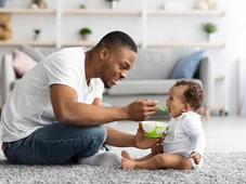 Imagem - Baby GAPS: o que é a dieta para bebês inspirada na dieta carnívora e criticada por especialistas