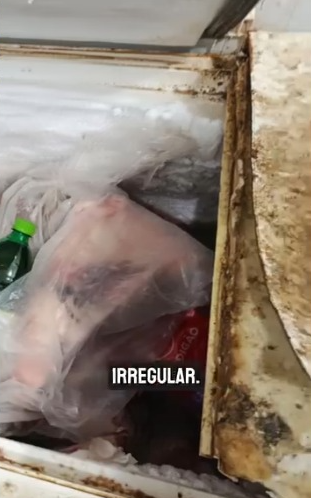 Baratas no balcão e insetos no peito de frango: açougue é fechado por irregularidades  por Polícia Civil de Cuiabá 