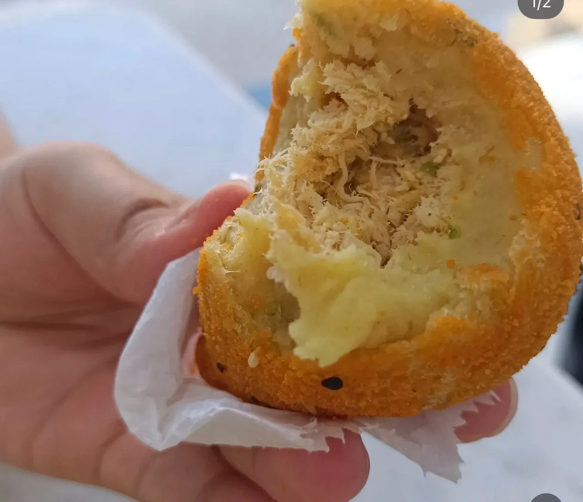 Coxinha da Bendita Coxinha. Loja na Travessa Jardim Campinas, 79, Campinas de Pirajá. Instagram: @benditacoxinha_ssa por Reprodução