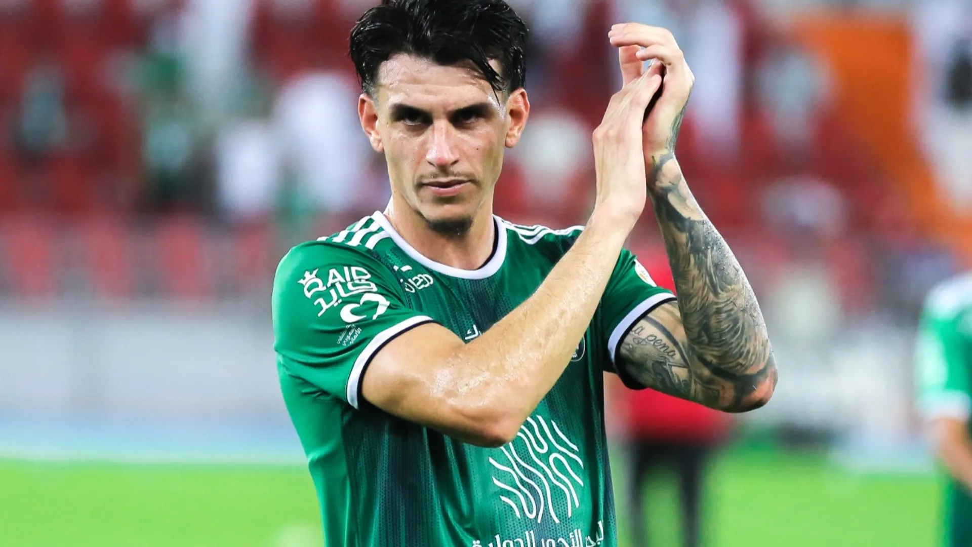 DEFENSOR: Ibañez (Al-Ahli) por Divulgação