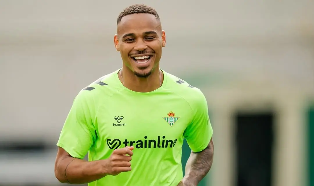 DEFENSOR: Natan (Betis) por Divulgação