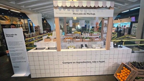 The Ordinary por Reprodução