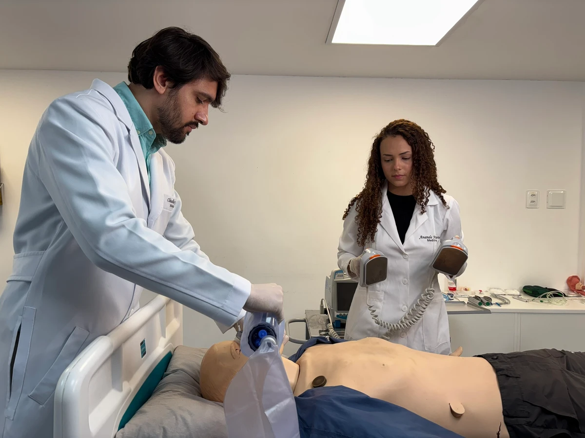 Laboratório de Simulação Realística por  Acervo institucional