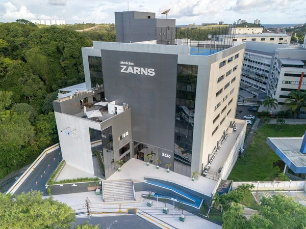 Campus da Faculdade Zarns Salvador por  Acervo institucional