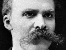 Imagem - Frase do dia da Filosofia: 'O valor de uma pessoa é medido pela quantidade de solidão que ela consegue suportar' - a reflexão de Nietzsche sobre independência e autoconhecimento