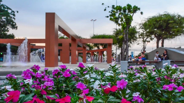 A área infantil do Parque do Rio Branco integra o complexo de lazer criado às margens do principal rio de Roraima por Andrezza Mariot / Wikimedia Commons