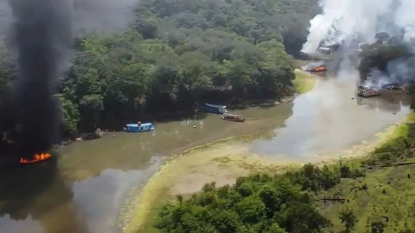 Operações miram a desarticulação de acampamentos e a retomada de territórios vulneráveis sob o domínio de milícias ambientais. Reprodução/Polícia Federal por ICMBIO