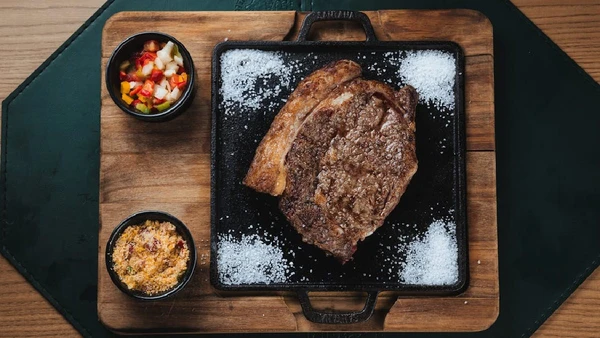 Bife Ancho por Tiago Morheto / Pexels