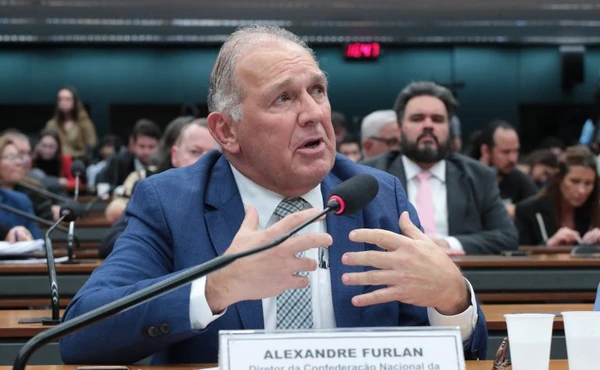 Diretor da Confederação Nacional da Indústria (CNI), Alexandre Furlan