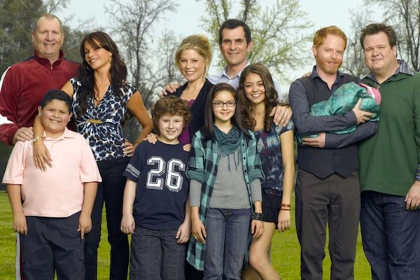 Modern Family (2009)