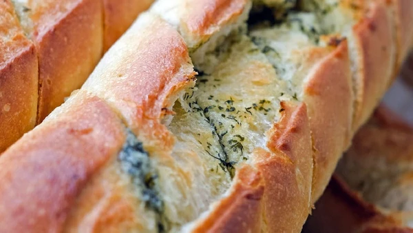 Pão de alho por Ilo Frey / Pexels