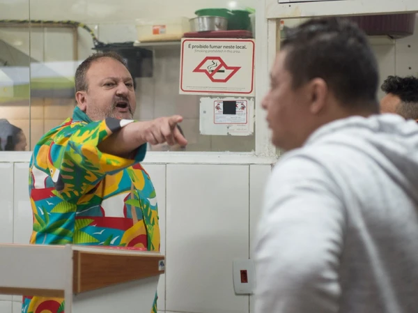 Pé de Fava ficou nacionalmente conhecido após episódio polêmico no Pesadelo na Cozinha por Reprodução