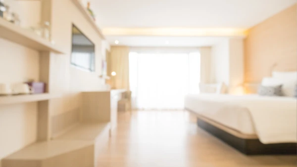 Um quarto bem planejado ajuda o corpo a reconhecer o espaço como um ambiente de pausa e descanso por Freepik