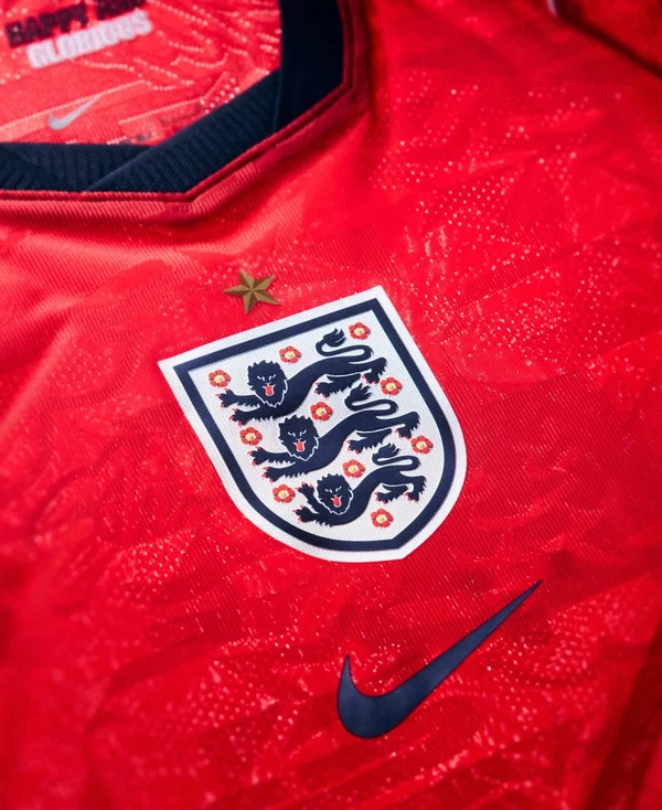 Uniforme da Inglaterra para a Copa do Mundo 2026 por Divulgação