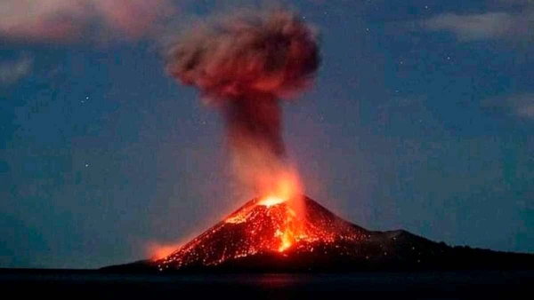 Vulcão Krakatoa por Reprodução