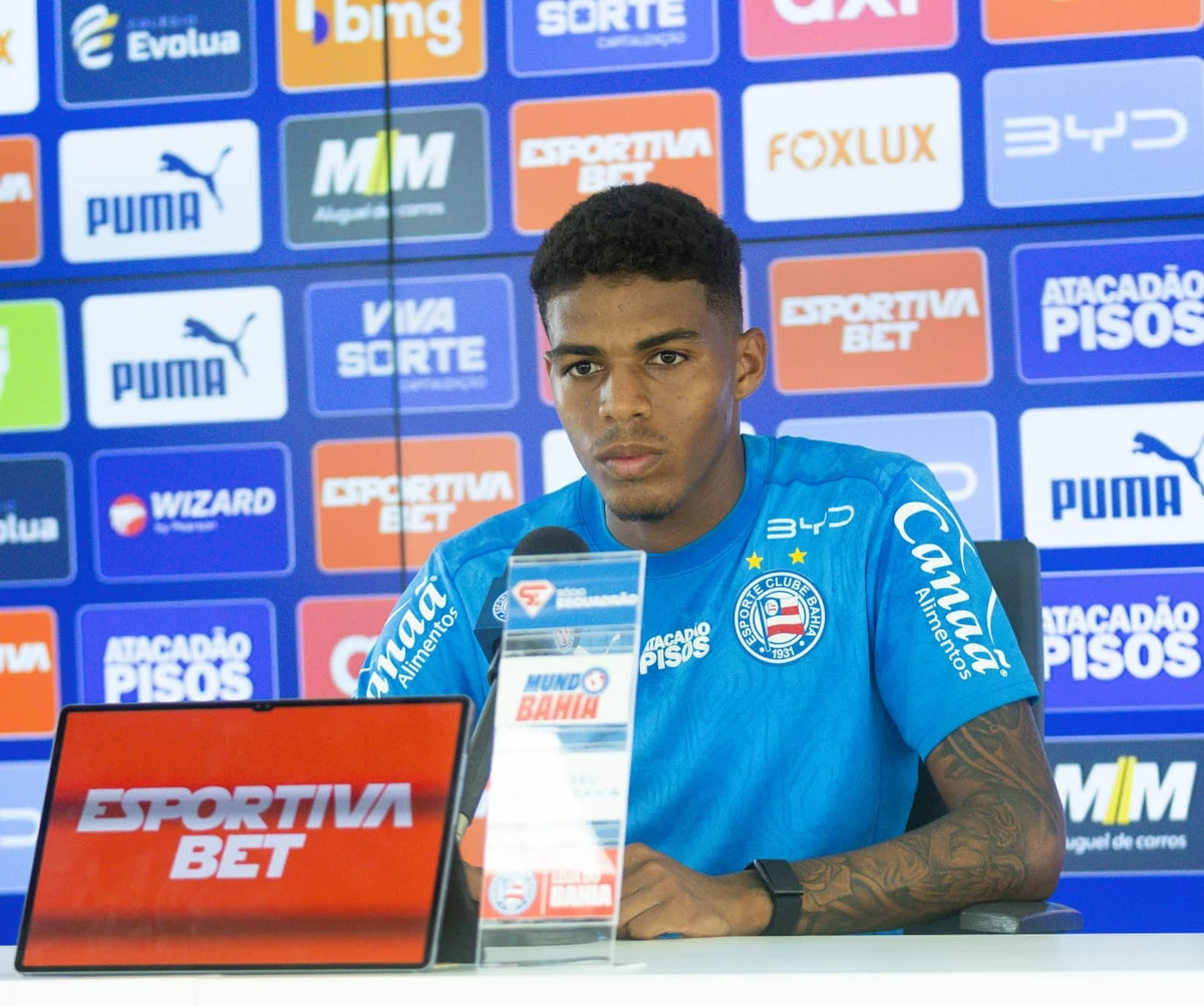 Caio Suassuna em entrevista coletiva 