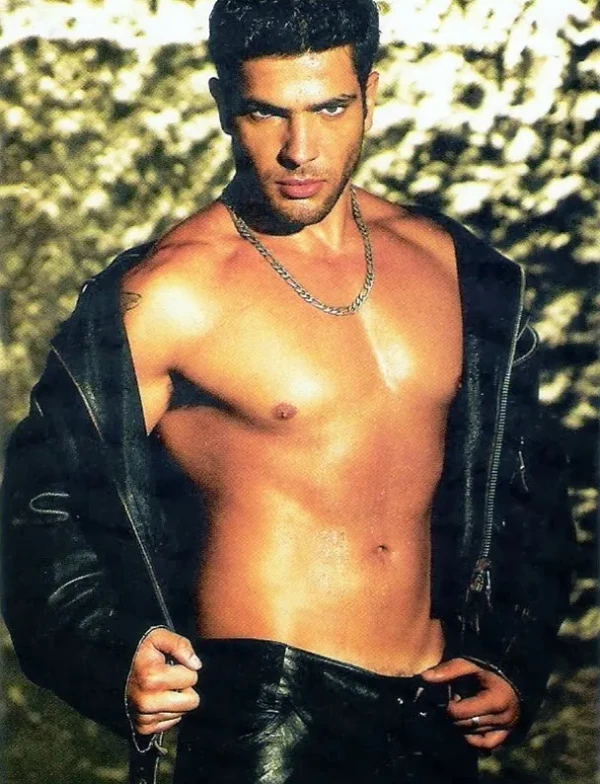 Claudio Andrade em ensaio para a "G Magazine" em 2008 por Reprodução