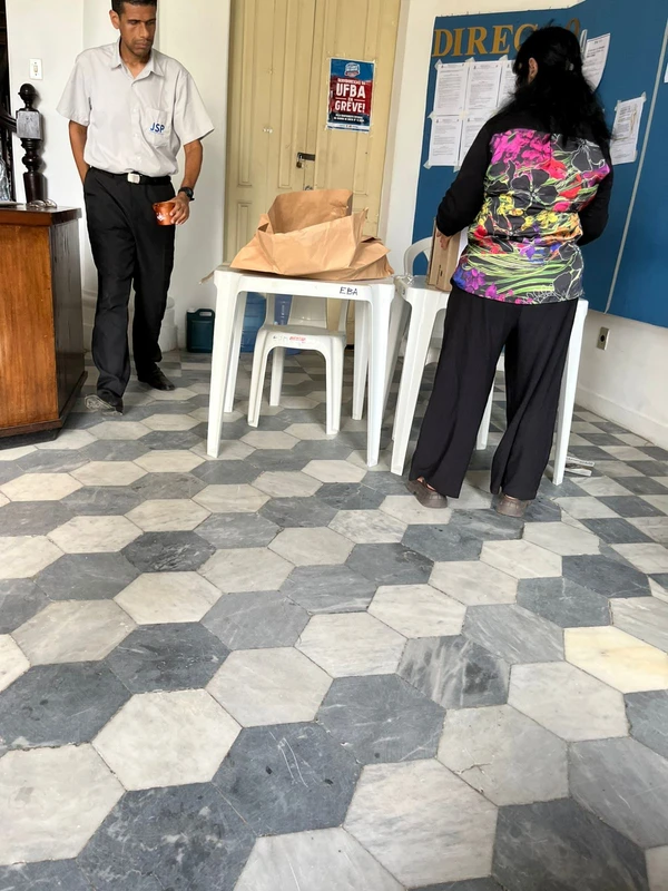 Eleição para reitoria da Ufba começa com falta de urnas nesta quarta-feira (20) por Reprodução