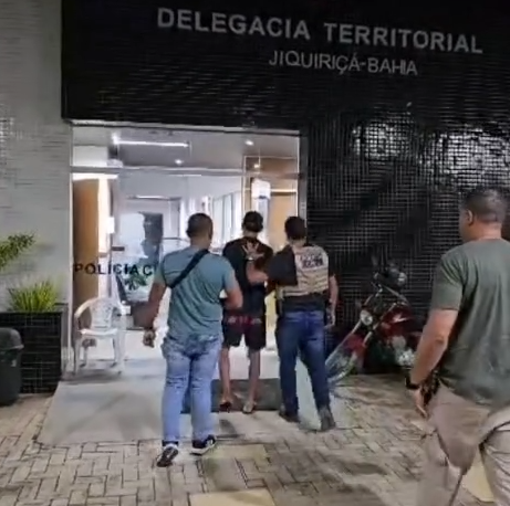 Homem é preso um mês após acidente que matou advogado por Reprodução
