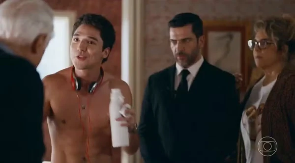 João Vitor Silva arrancou elogios por cenas em 'Quem ama cuida'  por Reprodução/TV Globo