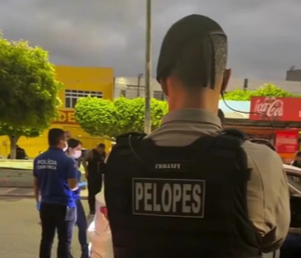 Policial foi preso em flagrante por Reprodução