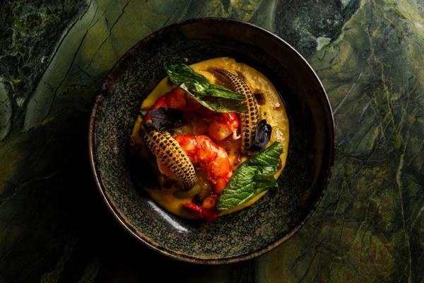 Restaurantes disputados, chefs renomados e pratos autorais transformaram o Rosewood em um dos endereços gastronômicos mais desejados de São Paulo por Divulgação/Booking;com