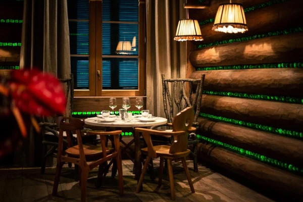 Restaurantes disputados, chefs renomados e pratos autorais transformaram o Rosewood em um dos endereços gastronômicos mais desejados de São Paulo por Divulgação/Booking;com