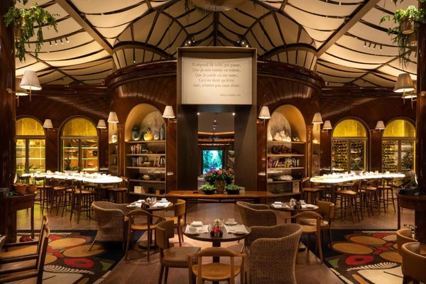 Restaurantes disputados, chefs renomados e pratos autorais transformaram o Rosewood em um dos endereços gastronômicos mais desejados de São Paulo por Divulgação/Booking;com