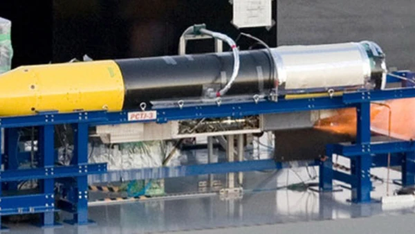 Tecnologia testada pela JAXA busca entender os desafios de estabilidade, calor e propulsão em voos Mach 5 por Divulgação/JAXA
