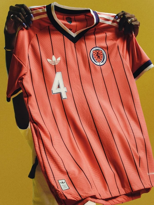 Uniforme da Esócia para Copa do Mundo 2026 por Reprodução