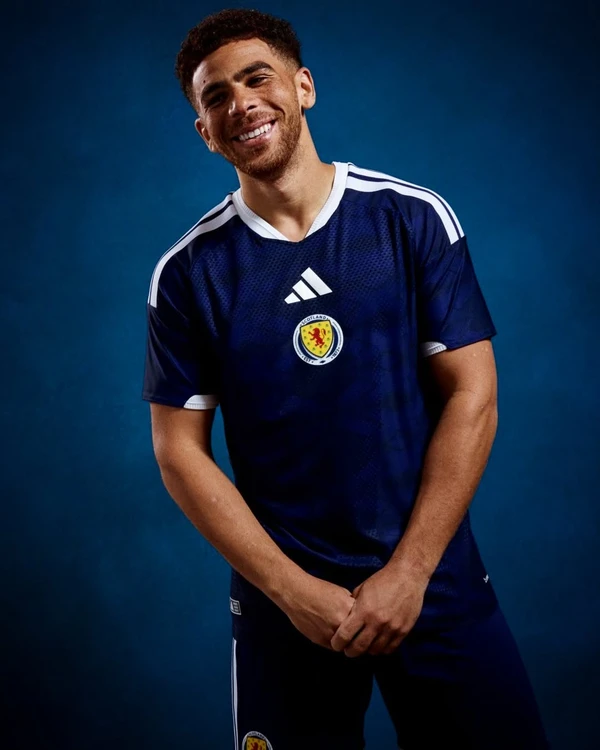 Uniforme da Esócia para Copa do Mundo 2026 por Reprodução