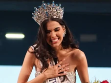 Imagem - Em ano de Copa, Miss Universe Brasil lança fotos de candidatas como figurinhas; veja