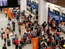 Imagem - Voa Brasil: programa garante passagens de avião a R$ 200 para aposentados do INSS