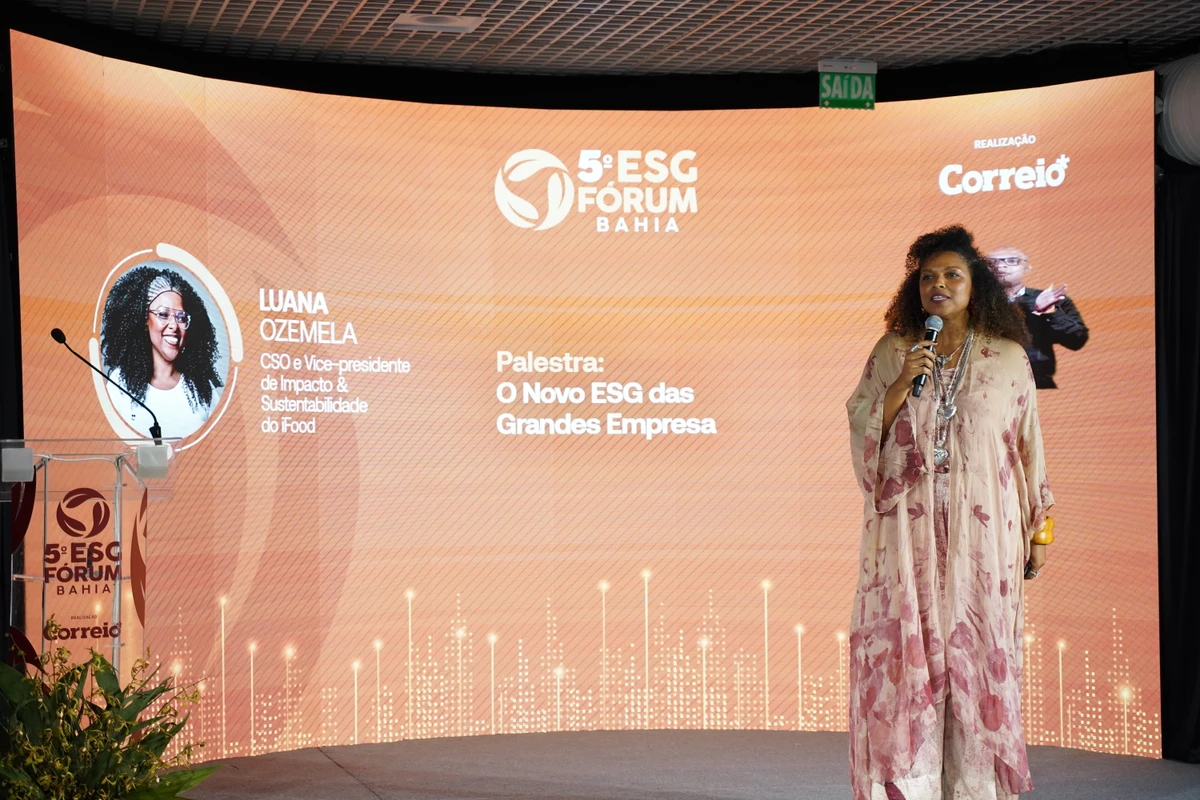 Luana Ozemela por Walter Guedes 