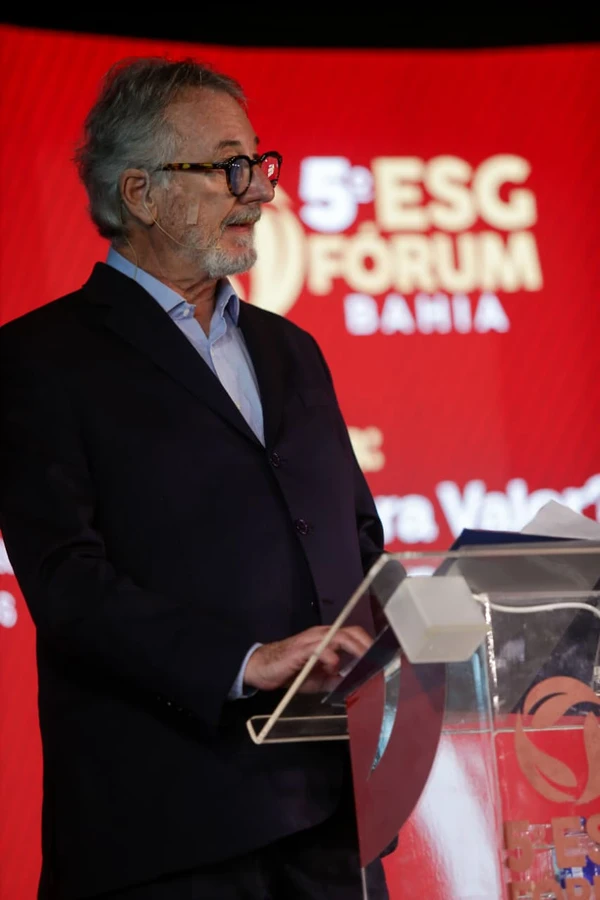 Caio Magri por Arisson Marinho/CORREIO