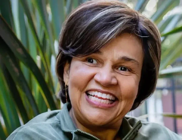 Claudia Rodrigues por Reprodução