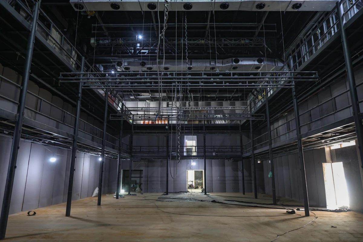 Obras do Teatro Vila Velha por Bruno Concha/Secom PMS