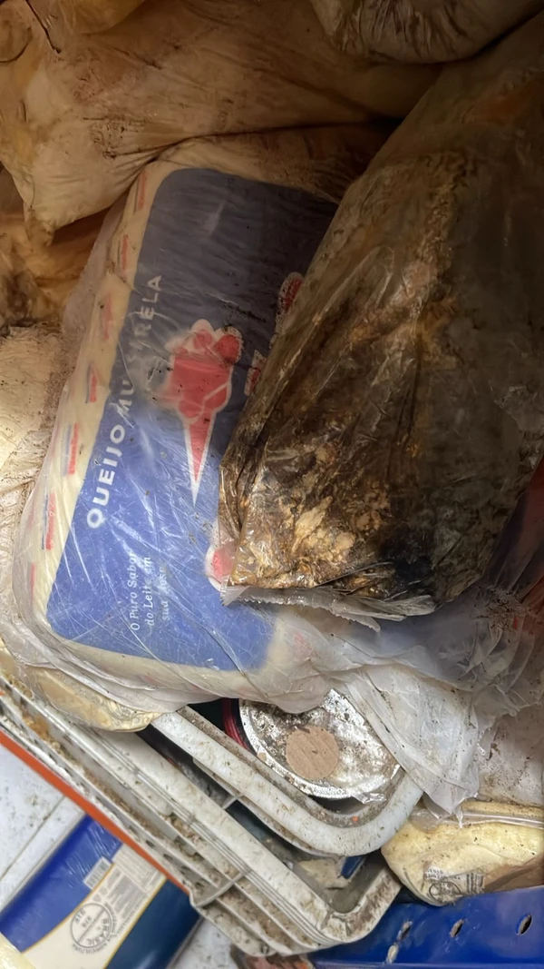 Queijo vencido por Divulgação