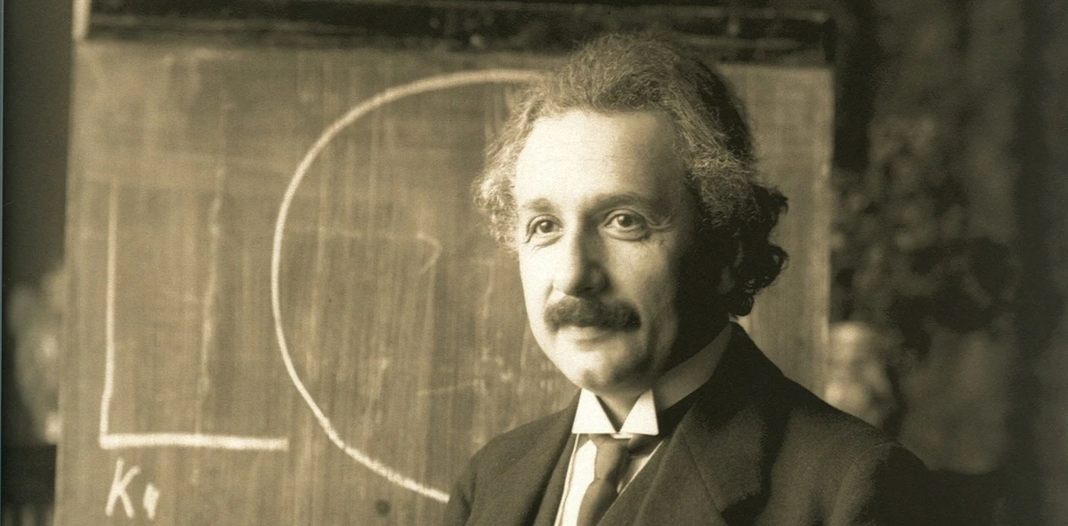 Albert Einstein por Reprodução