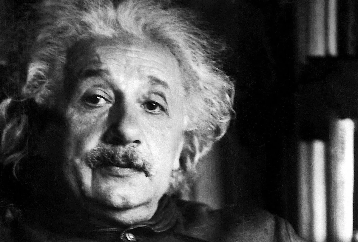 Albert Einstein por Reprodução