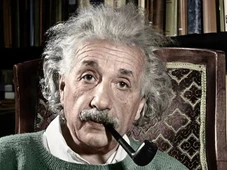Imagem - Frase de Einstein do dia: 'A vida é muito perigosa. Não por causa das pessoas que praticam o mal, mas por causa daqueles que ficam sentados assistindo' - a reflexão sobre omissão e coragem humana