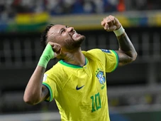Imagem - É uma boa levar Neymar lesionado para Copa? Histórico da Seleção mostra que aposta já deu certo