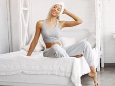 Imagem - Adeus, cama estampada: o tom exato que vai deixar colchas e edredons mais elegantes em 2026