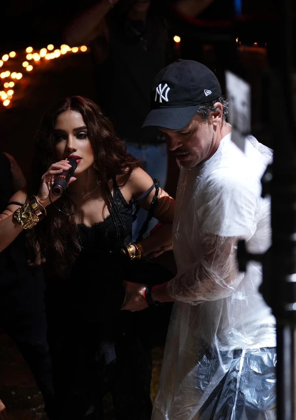 Bastidores de EQUILIBRIVM revelam como Anitta transformou espiritualidade, brasilidade e arte popular em uma narrativa audiovisual dividida em atos por Duh Marinho