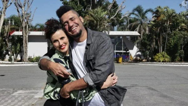 Bruno Kayapy, marido de Helena Rizzo, já participou do MasterChef e vive longe dos holofotes. por Reprodução