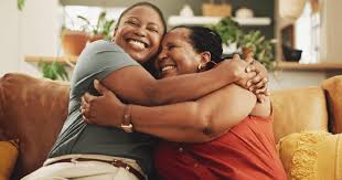Contribui para melhorar o humor ao estimular substâncias ligadas ao bem-estar, como serotonina e dopamina. por Shutterstock